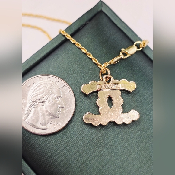 CHANEL With Silver Accents On 20'' Gold Over Chain - Picture 3 of 3
